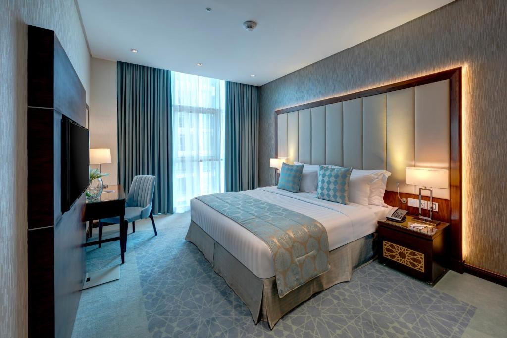 Royal Continental Suites Business Bay