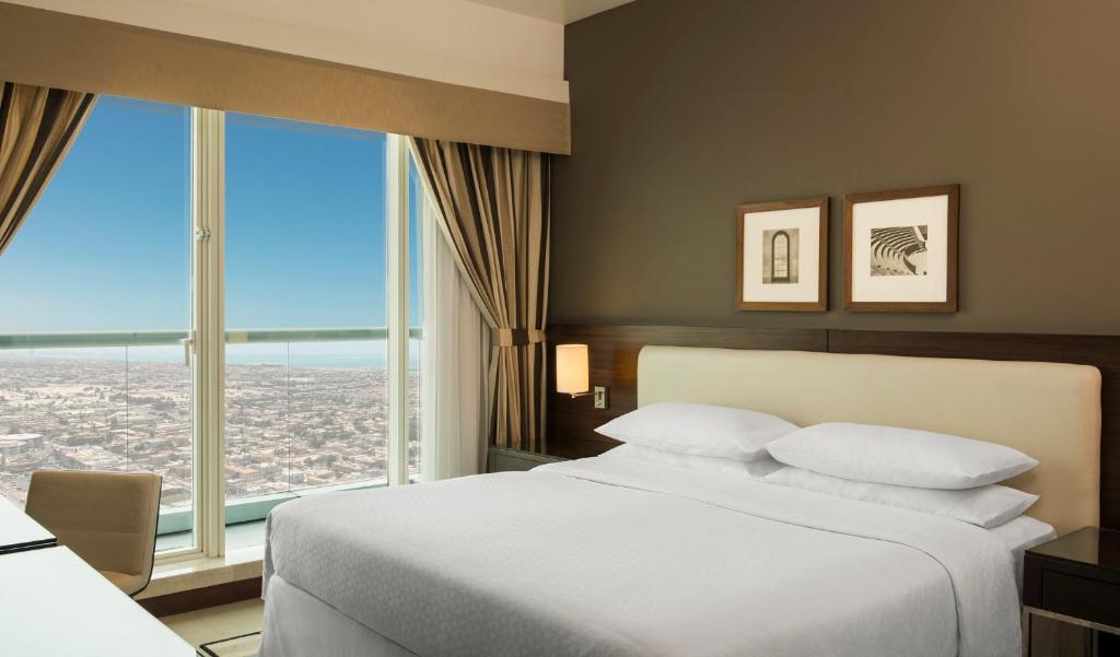 Four Points by Sheraton Sheikh Zayed Road Dubai
