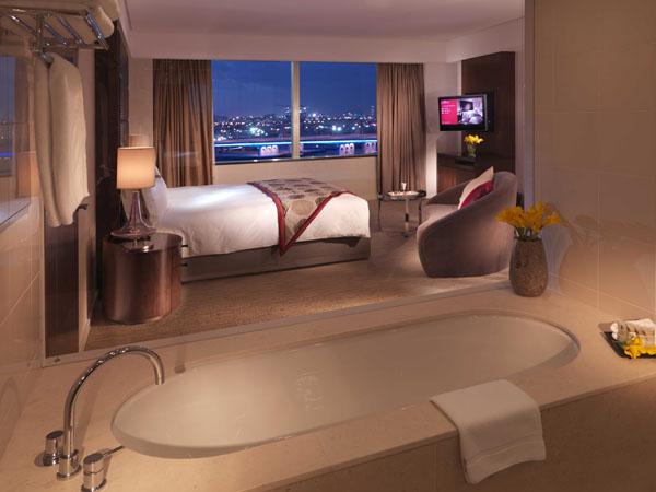 Crowne Plaza Dubai Festival City