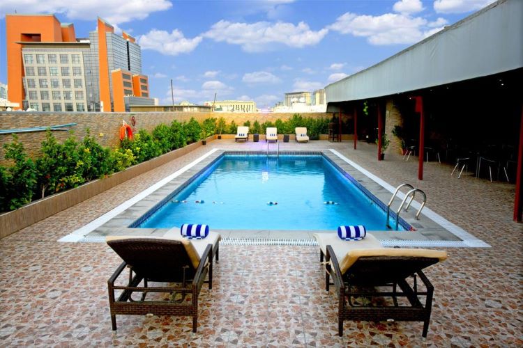 Excelsior Hotel Downtown